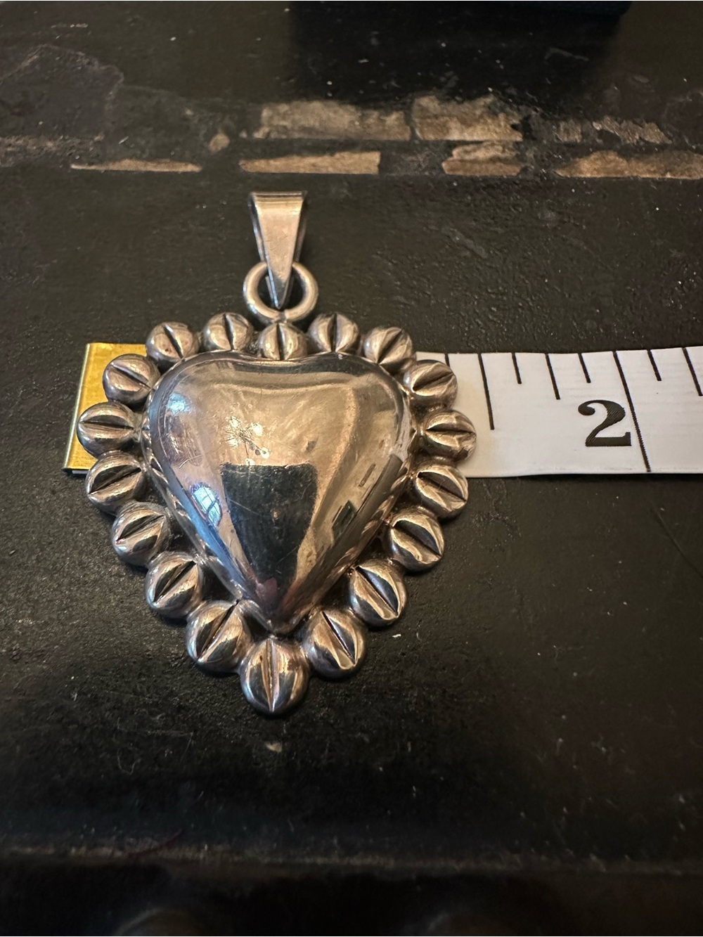 Taxco Mexican Silver Puffy Heart Pendant 925 Sterling 14 grams - Lg Bale - Picture 6 of 9